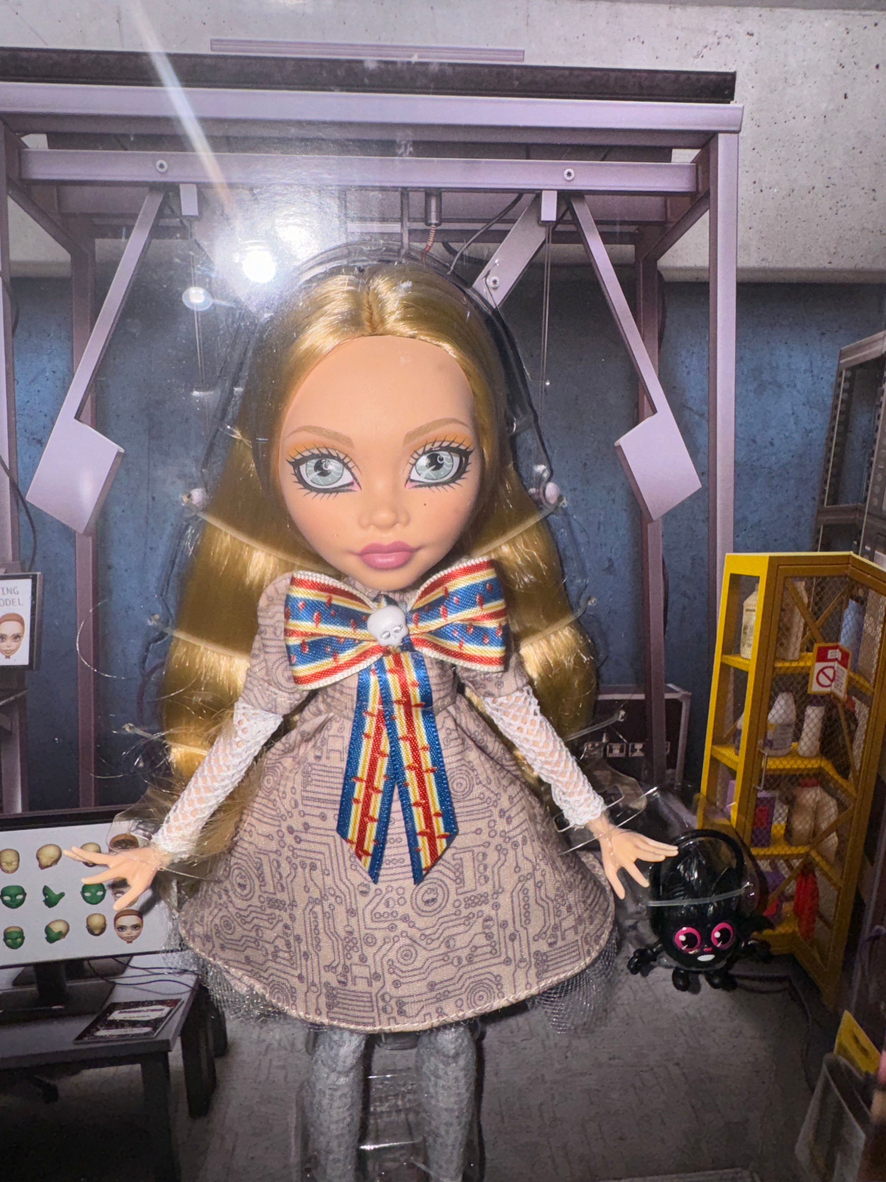 Monster High Skullector M3gan doll